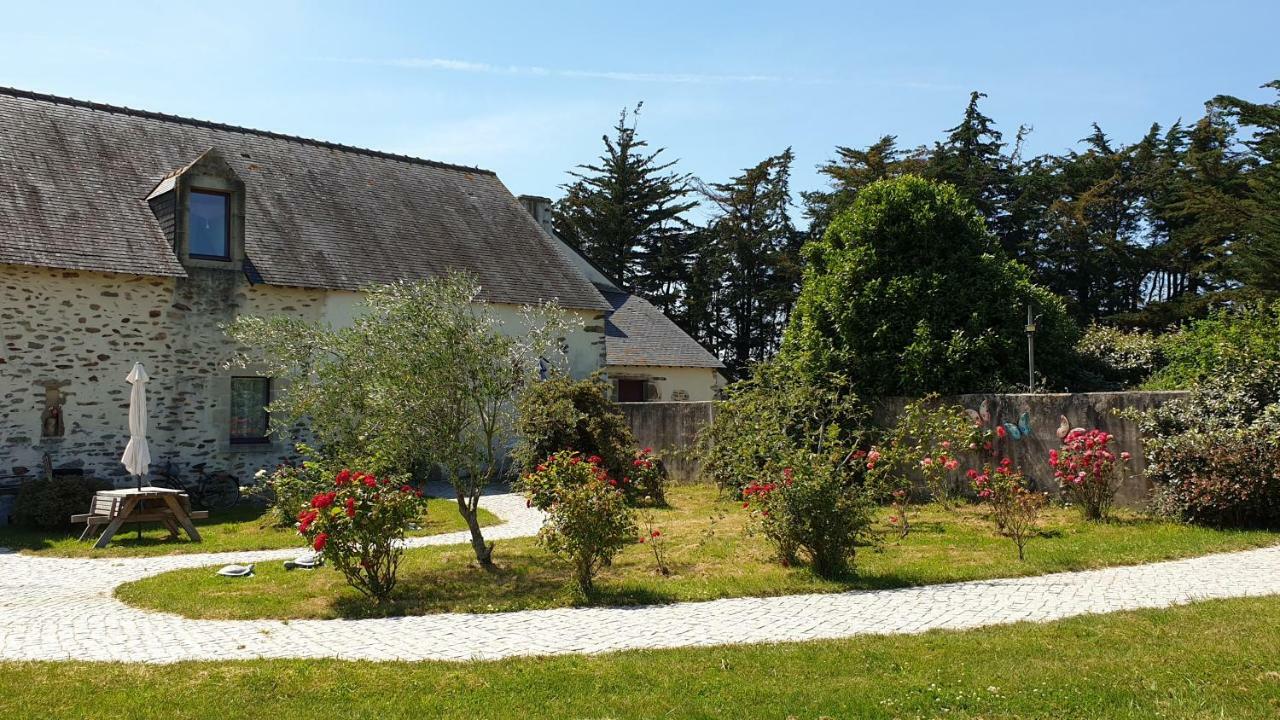 Le Colombier De Kerguezec Bed and Breakfast Surzur Exteriör bild