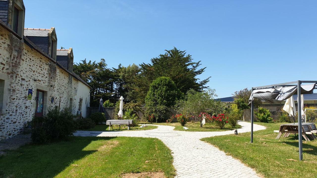 Le Colombier De Kerguezec Bed and Breakfast Surzur Exteriör bild