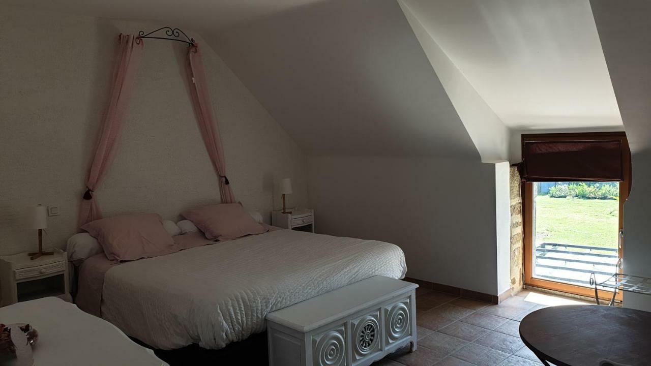 Le Colombier De Kerguezec Bed and Breakfast Surzur Exteriör bild