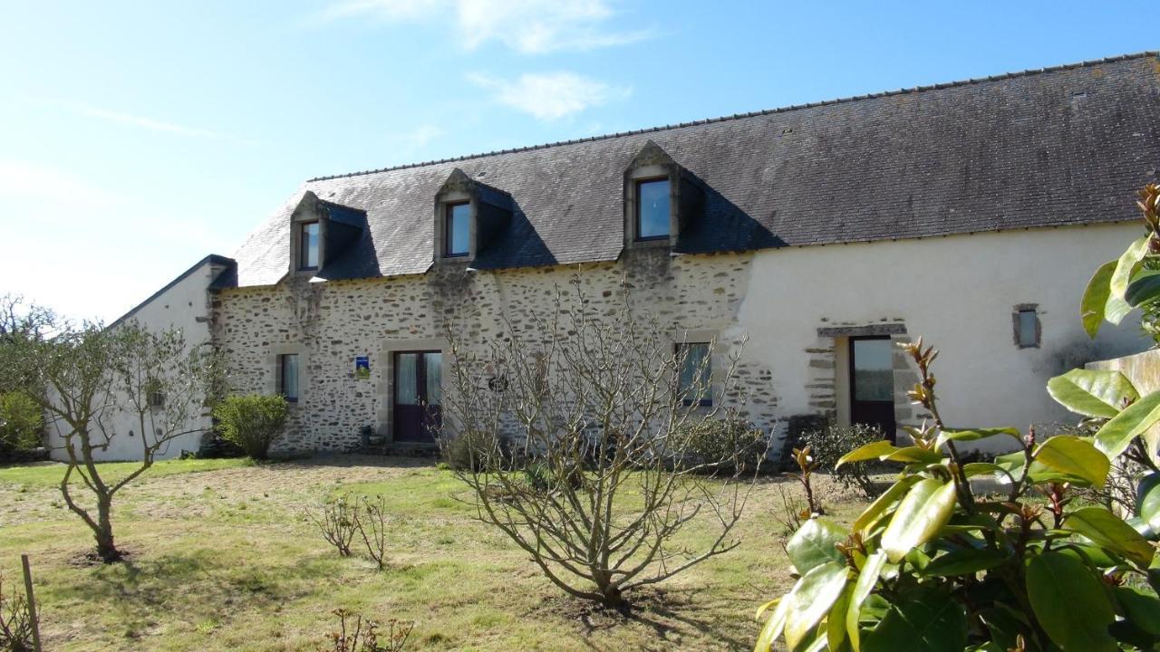 Le Colombier De Kerguezec Bed and Breakfast Surzur Exteriör bild